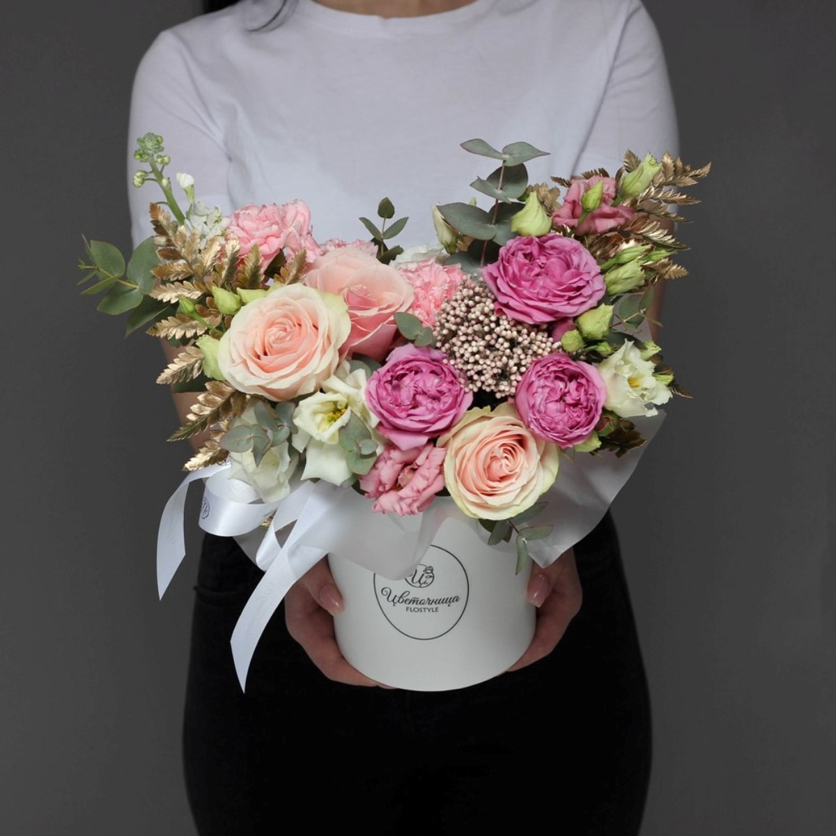 Buket cvetov v korobke 3